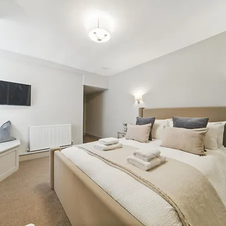 14 York Place *